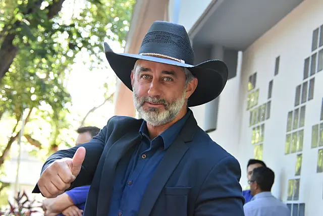 STJ determina andamento de ação contra o 'prefeito mais louco do Brasil'